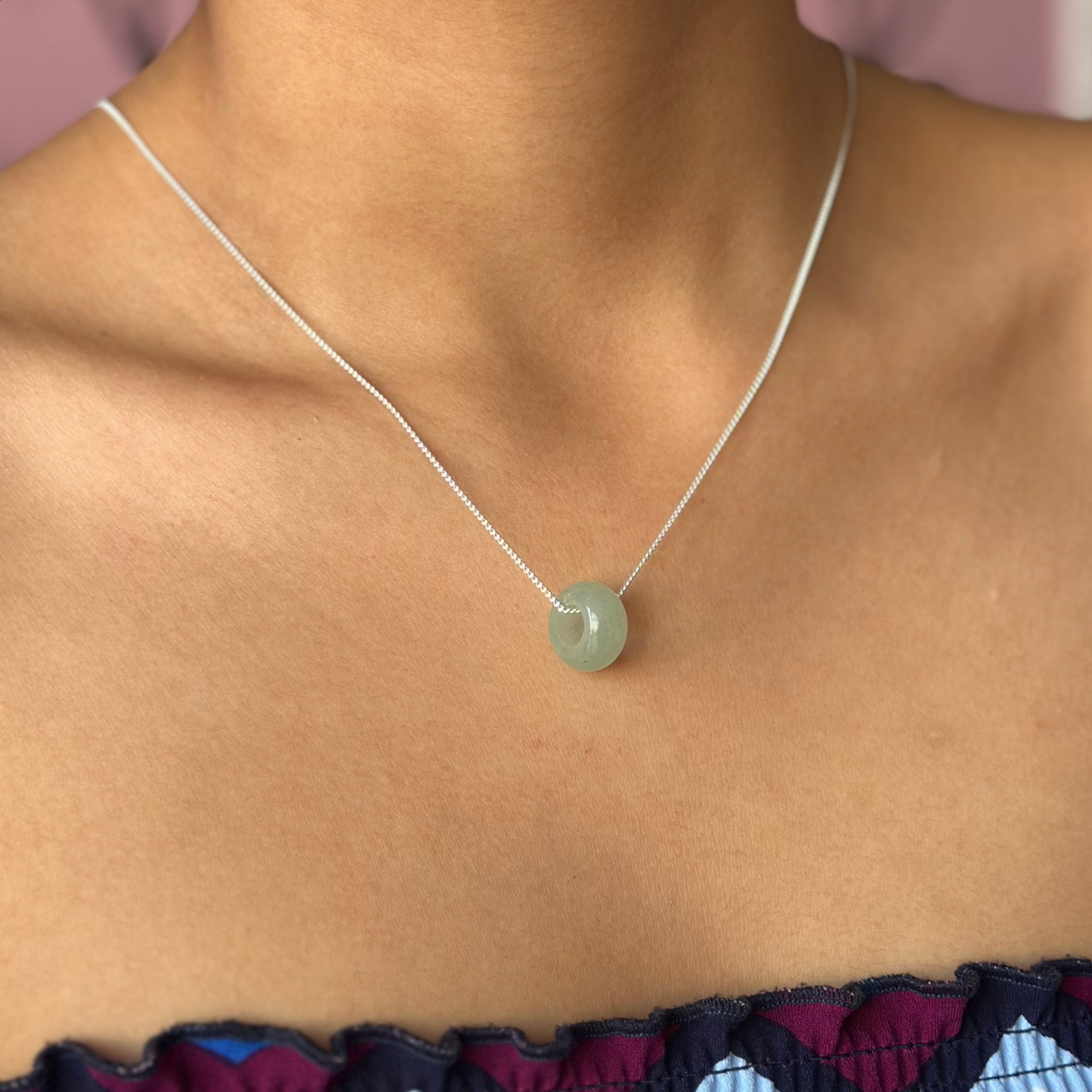 Collar jade