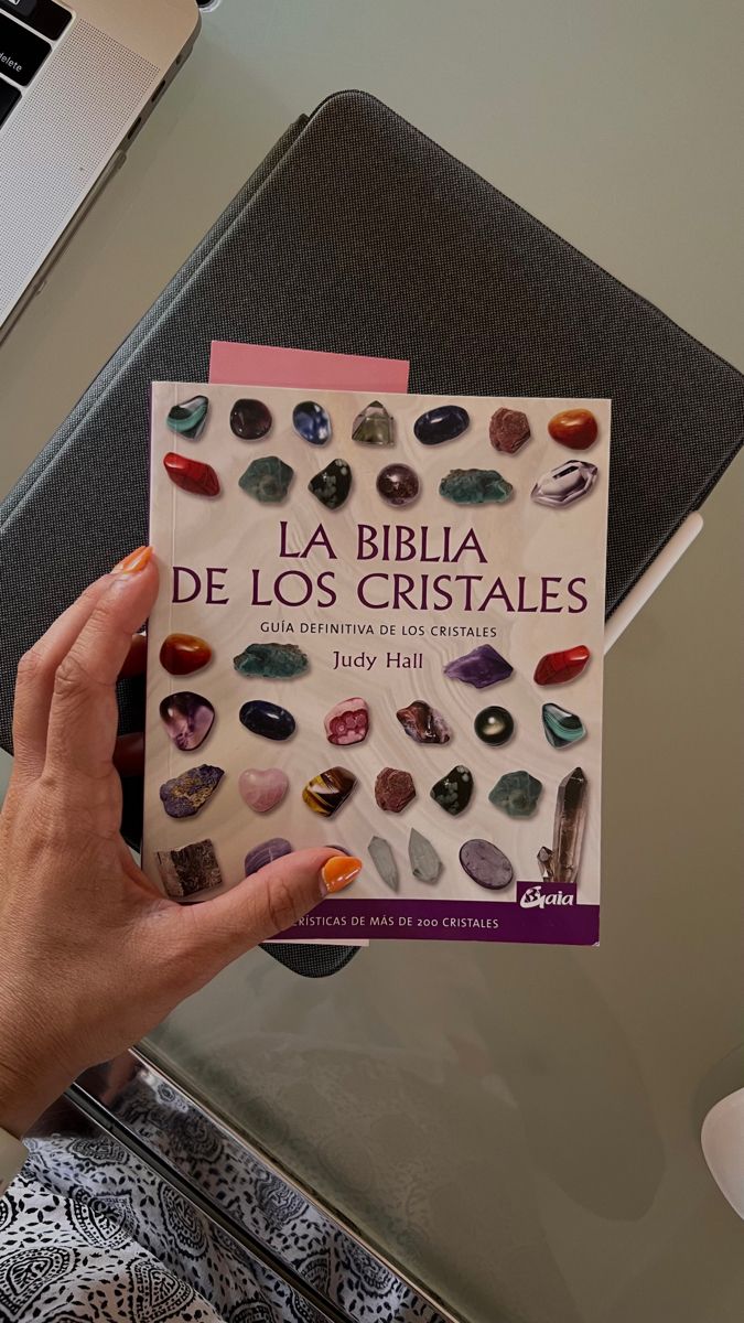 La biblia de los cristales